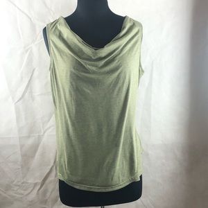 🍍 Women’s sleeveless 209 WST 38 shirt